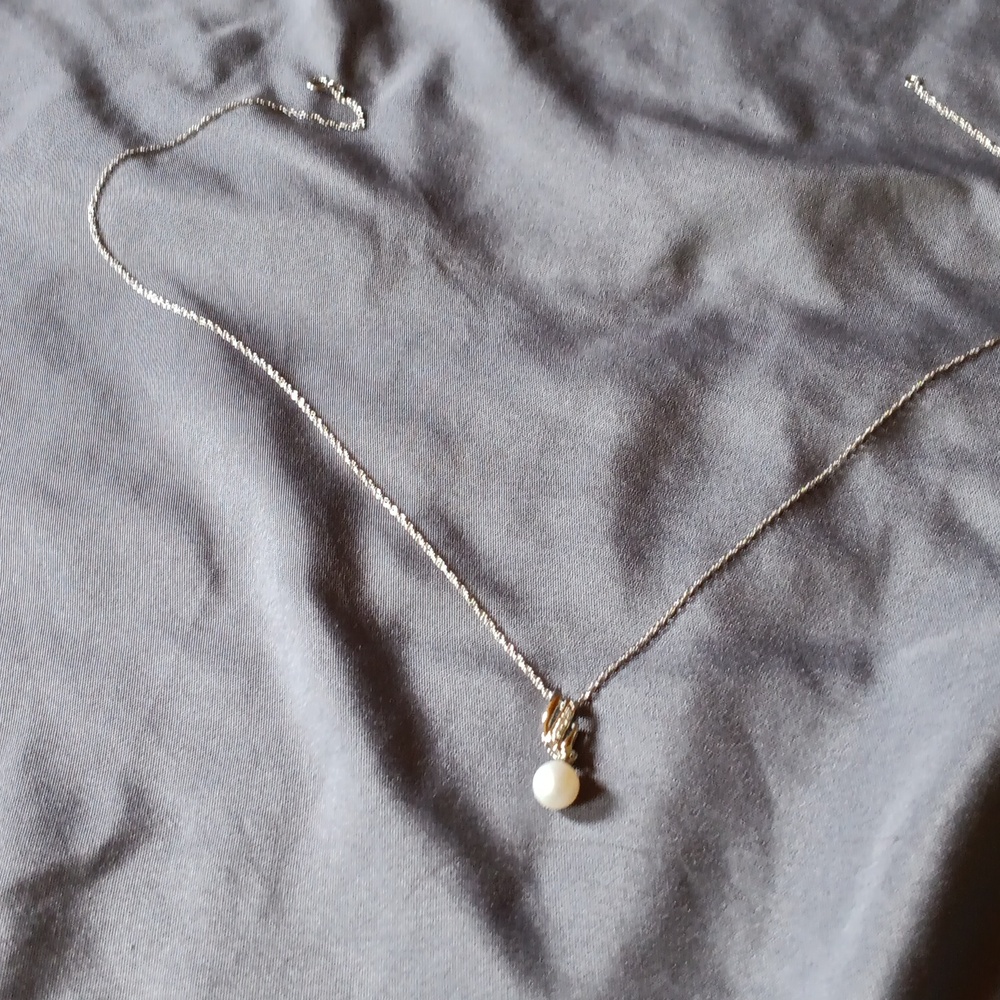 NIB Hayward Sterling Silver pearl necklace - Picture 7 of 8